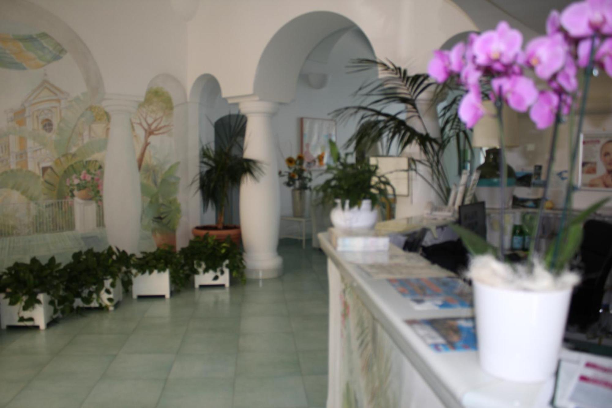 Hotel Floridiana Terme Иския Екстериор снимка