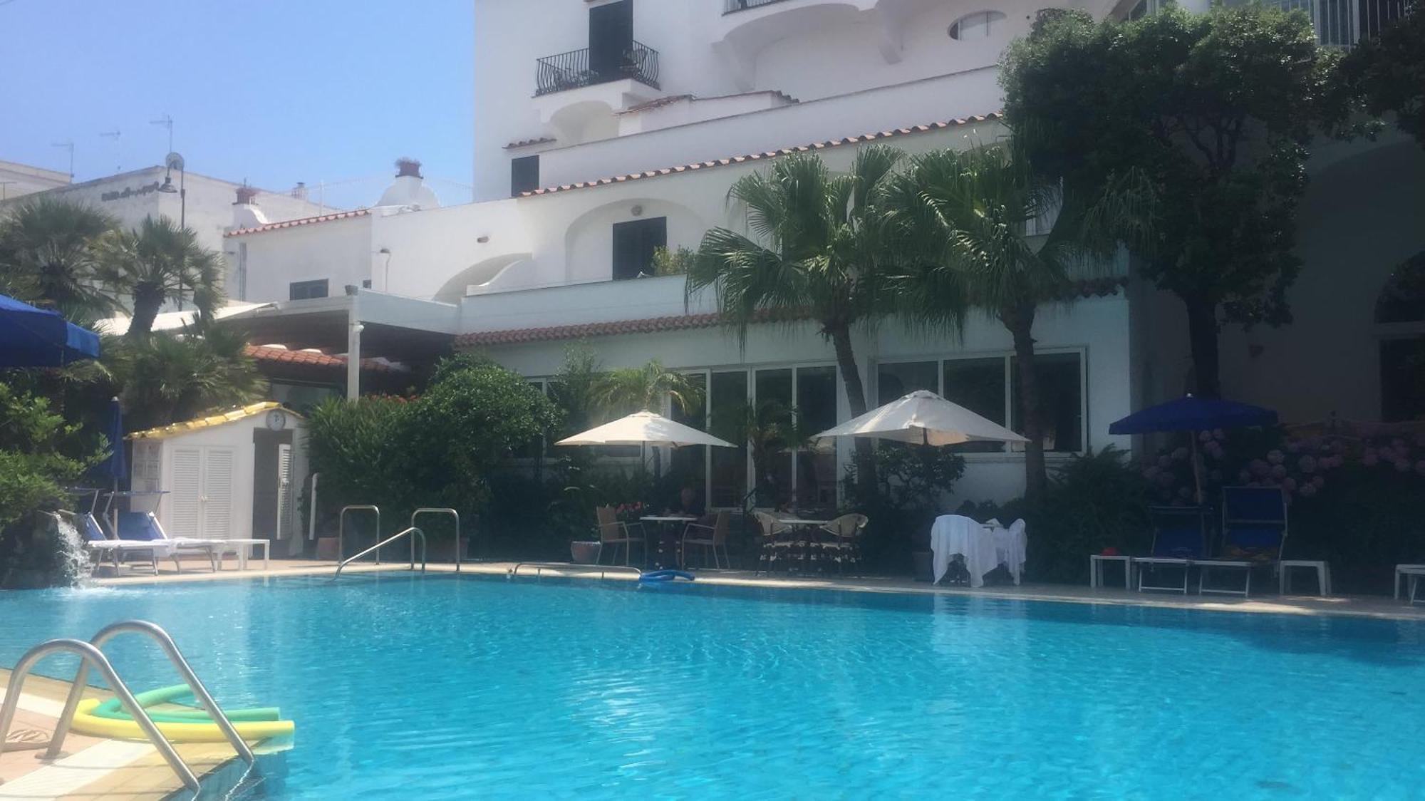 Hotel Floridiana Terme Иския Екстериор снимка