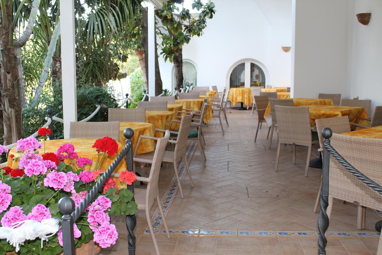 Hotel Floridiana Terme Иския Екстериор снимка