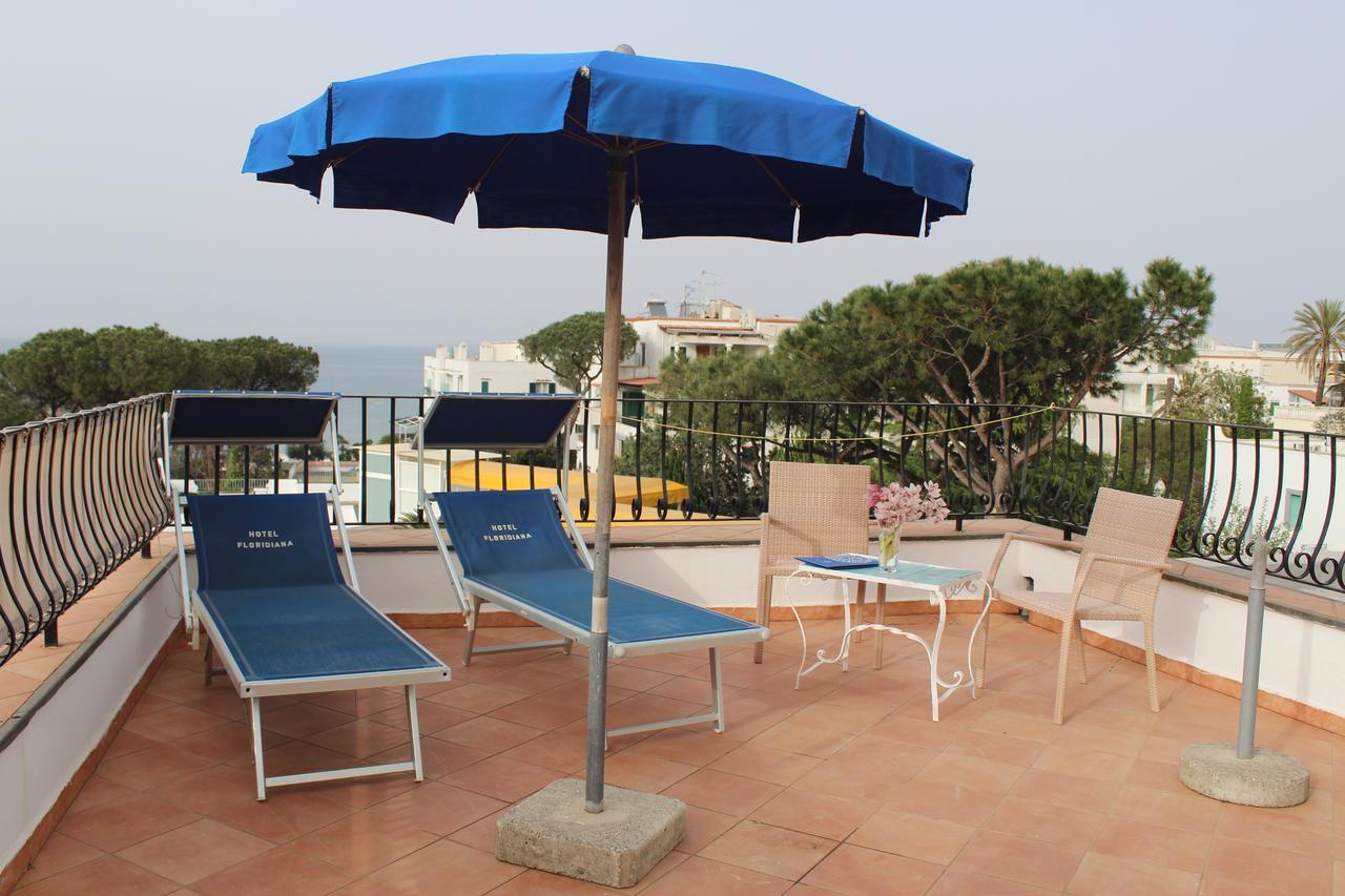 Hotel Floridiana Terme Иския Екстериор снимка