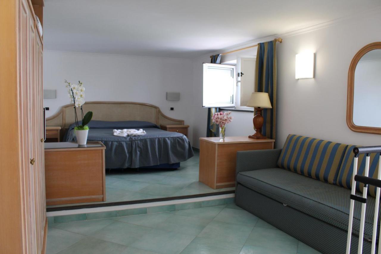 Hotel Floridiana Terme Иския Екстериор снимка