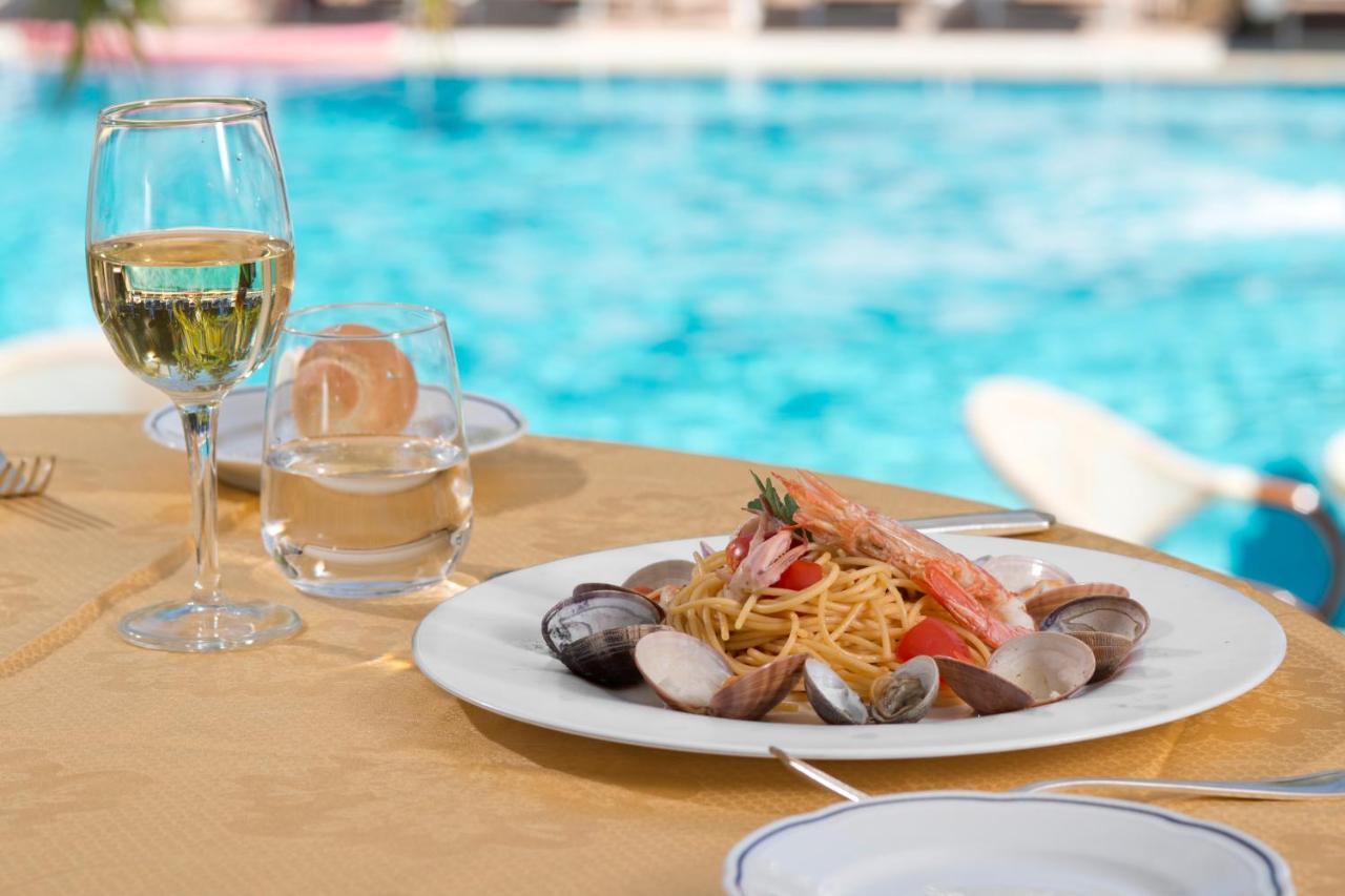 Hotel Floridiana Terme Иския Екстериор снимка